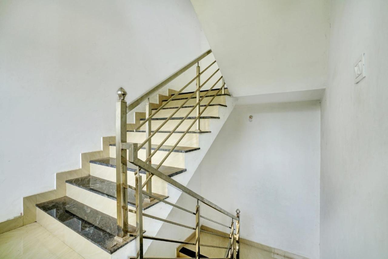 Collection O 81026 Suqoon Premium Stays Kochi ภายนอก รูปภาพ