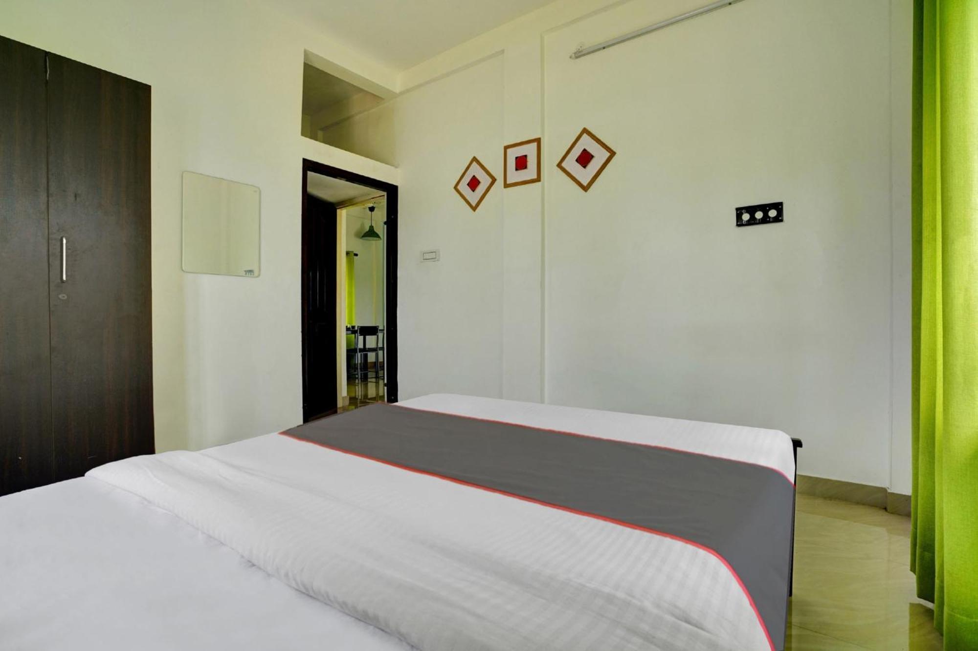 Collection O 81026 Suqoon Premium Stays Kochi ภายนอก รูปภาพ