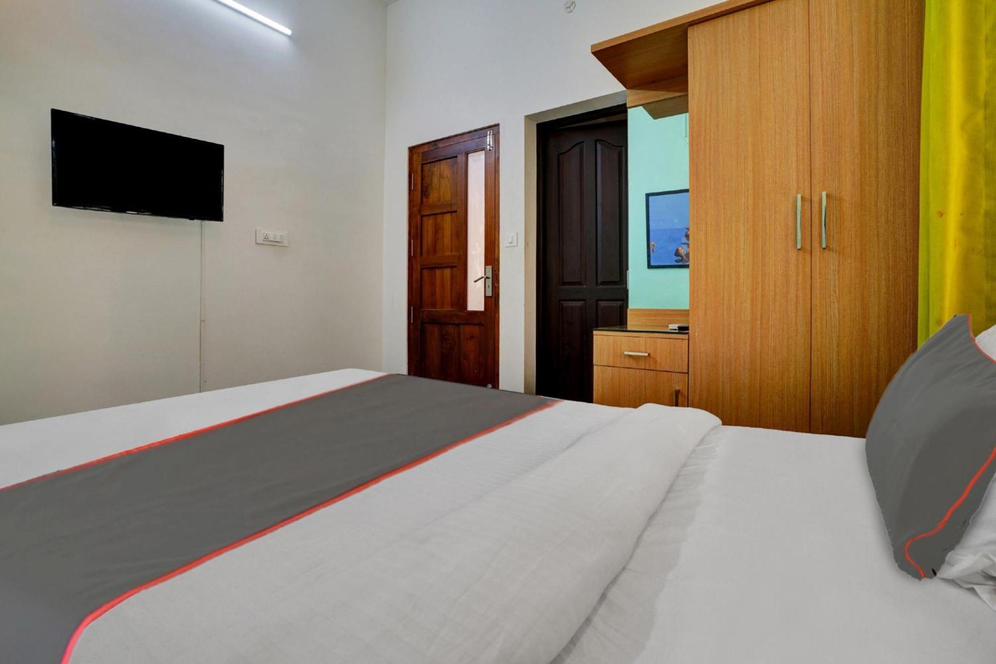 Collection O 81026 Suqoon Premium Stays Kochi ภายนอก รูปภาพ